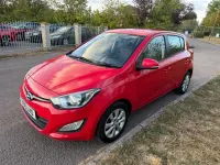 Used Hyundai i20 Active 86 HP (63 kW) 2013 Red Hatchback