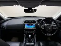 Gebraucht Jaguar XE Prestige 180 PS (132 kW) 2019 Schwarz Limousine