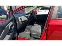 Usado Toyota Yaris 111 HP (81 kW) 2017 Vermelho Citadino