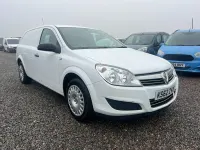 Used Vauxhall Astra Club 2013 White Van