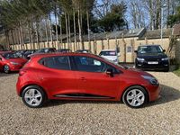 Used Renault Clio IV Dynamique 2015 Red Hatchback