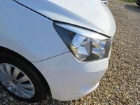 Usado Suzuki Celerio 68 HP (50 kW) 2016 Branco Citadino