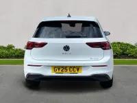 Używany VW Golf VIII Match 204 KM (150 kW) 2025 Biały Hatchback