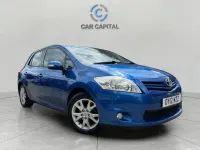 Used Toyota Auris 132 HP (97 kW) 2012 Blue Hatchback