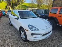 Używany Porsche Cayenne 300 KM (220 kW) 2025 Biały SUV