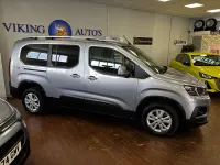 Begagnad Peugeot Rifter Allure 2021 Grå Minibuss