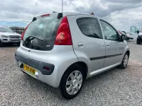 Used Peugeot 107 68 HP (50 kW) 2011 Silver Hatchback