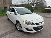 Used Vauxhall Astra Elite 165 HP (121 kW) 2014 White Hatchback