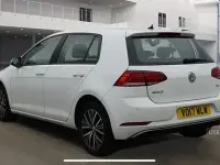 Used VW Golf VII SE 110 HP (80 kW) 2017 White Hatchback