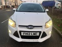 Used Ford Focus Zetec 115 HP (84 kW) 2012 White Hatchback