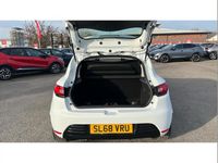Used Renault Clio IV Play 75 HP (55 kW) 2018 White Hatchback