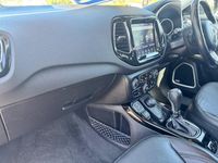 Begagnad Jeep Compass Limited 170 HK (125 kW) 2019 Svart SUV