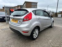 Used Ford Fiesta Zetec 96 HP (70 kW) 2010 Silver Hatchback