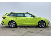 Used Skoda Octavia vRS 195 HP (143 kW) 2025 Hyper green Estate