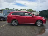 Used Mitsubishi Outlander P-HEV 2020 Red Estate