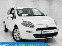 Used Fiat Punto Pop 69 HP (50 kW) 2015 White Hatchback
