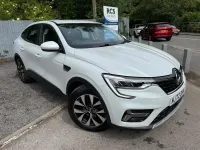 Used Renault Arkana Iconic 2022 White SUV