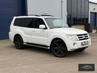 Used Mitsubishi Shogun 197 HP (144 kW) 2014 White SUV