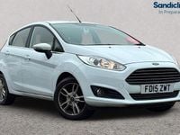 Used Ford Fiesta Zetec 101 HP (74 kW) 2017 White Hatchback