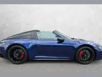 Begagnad Porsche 911 480 HK (353 kW) 2024 Blå Cab