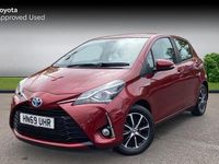 Second-hand Toyota Yaris Hybrid 101 CP (74 kW) 2019 Roșu Hatchback