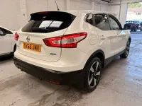 Used Nissan Qashqai N-TEC 110 HP (80 kW) 2015 White SUV