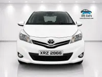 Used Toyota Yaris 99 HP (72 kW) 2014 White Hatchback