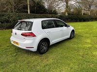 Used VW Golf VII SE 115 HP (84 kW) 2017 Silver Hatchback