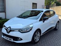 Used Renault Clio IV Dynamique 90 HP (66 kW) 2014 Red Hatchback