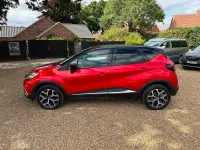 Used Renault Captur Signature 90 HP (66 kW) 2017 Red SUV