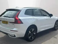 Used Volvo XC60 Plus 250 HP (183 kW) 2025 White SUV