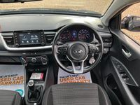 Used Kia Stonic 108 HP (79 kW) 2018 Black SUV