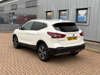 Used Nissan Qashqai N-Connecta 116 HP (85 kW) 2017 White SUV