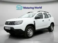 Used Dacia Duster Essentiel 90 HP (66 kW) 2022 White SUV