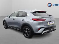Usado Kia XCeed 141 HP (103 kW) 2021 Prateado SUV