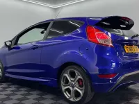 Usado Ford Fiesta ST 182 HP (133 kW) 2016 Azul Citadino