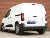 Used Peugeot Partner 2019 White MPV