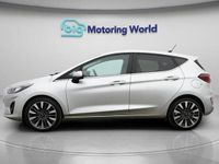 Usado Ford Fiesta Titanium X 125 HP (91 kW) 2023 Prateado Citadino