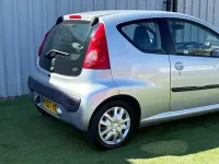 Used Peugeot 107 68 HP (50 kW) 2007 Silver Hatchback