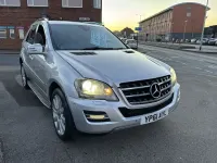 Used Mercedes ML300 Edition 2011 Silver SUV