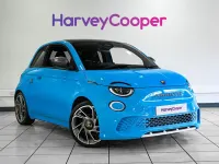 Begagnad Abarth 500e Scorpionissima 114 kW (155 HK) 2024 Halvkombi