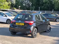 Used Toyota Yaris Hybrid 100 HP (73 kW) 2019 Black Hatchback