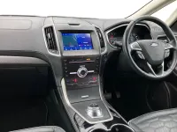 Begagnad Ford S-MAX Active 190 HK (139 kW) 2019 Svart Minibuss