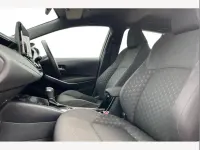 Used Toyota Corolla 140 HP (102 kW) 2025 Red Estate