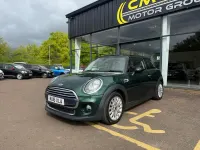 Usado Mini Cooper Hatch 2016 Verde Utilitario