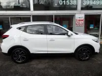 Used MG ZS Exclusive 111 HP (81 kW) 2024 White SUV
