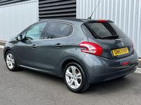 Used Peugeot 208 Allure 82 HP (60 kW) 2013 Grey Hatchback