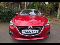 Used Mazda 3 100 HP (73 kW) 2015 Red Hatchback