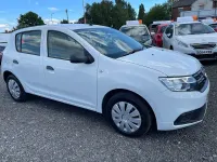 Used Dacia Sandero Essentiel 90 HP (66 kW) 2019 White Hatchback