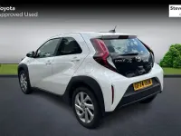 Used Toyota Aygo X PURE 72 HP (52 kW) 2024 White SUV